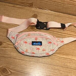 KAVU Spectator Belt Bag Polyester Hip Fanny Pack Flamingo Print - Pink and Cream